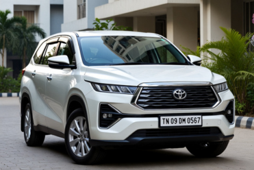 Toyota Innova Hycross